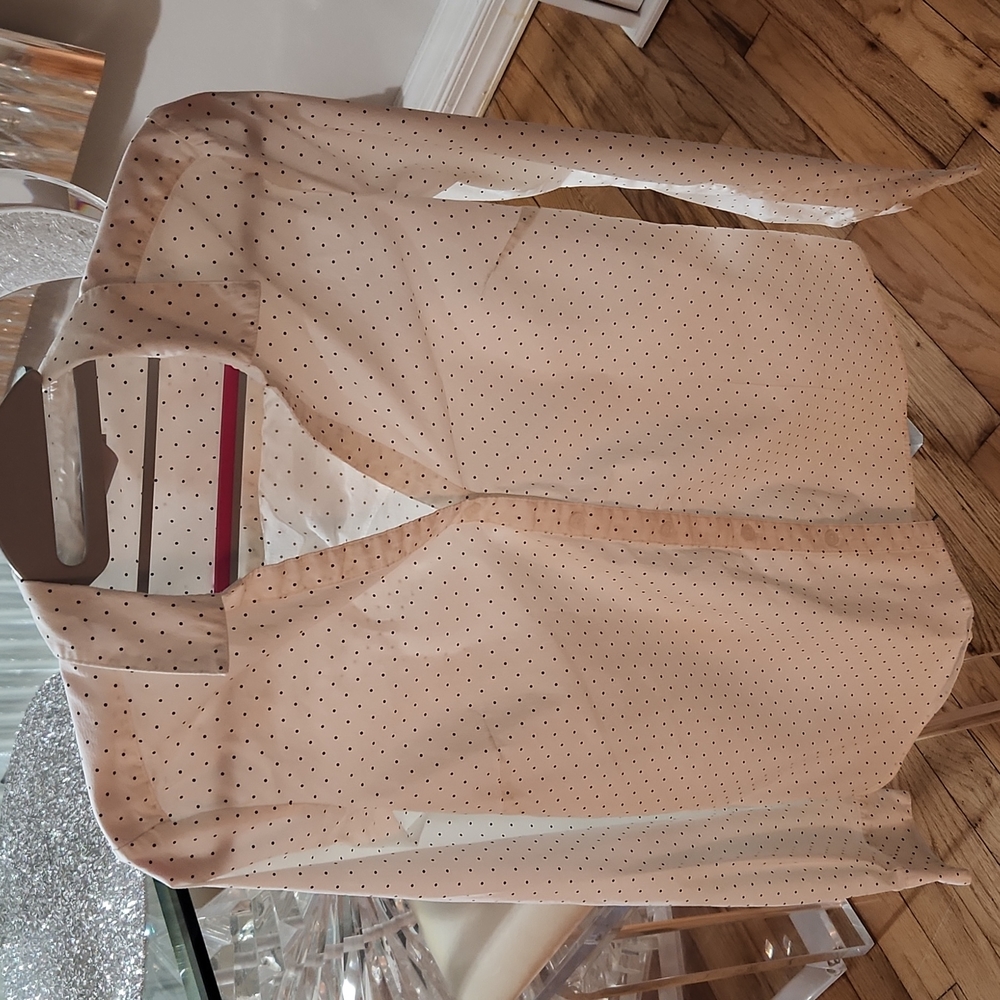 H&M women button down shirt size us 6 pre loved excellent cond.